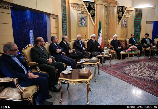 سفر رییس جمهور به باکو (عکس)