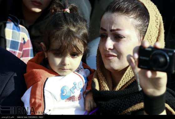 تجمع هواداران پاشایی مقابل بیمارستان (عکس)