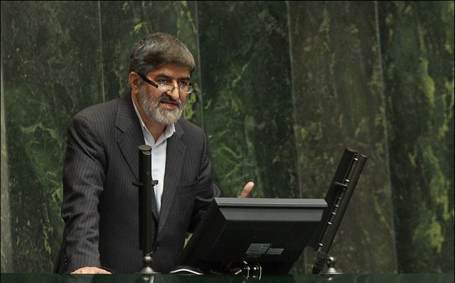 حسن روحانی: دانش را اصولگرایان به من معرفی کردند/ مطهری: مجلس فتنه را تقویت کرده است