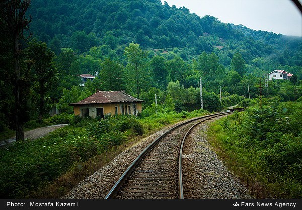 مسیر راه آهن شمال کشور (عکس)