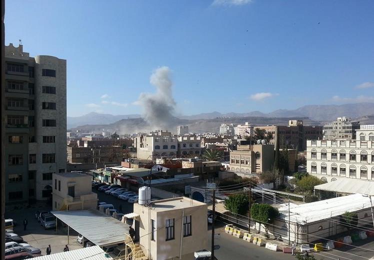 3 کشته در انفجار منزل سفیر ایران در یمن/ سفیر در خانه نبود  (+عکس)