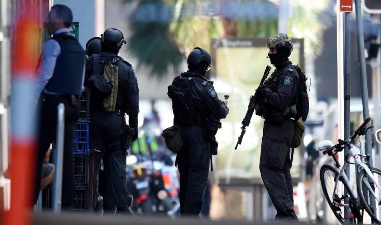 گروگانگیری در سیدنی استرالیا واحتمال دخالت داعش (+عکس و فیلم)