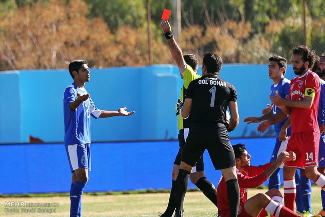 پرسپولیس به نیمه نهایی جام حذفی صعود کرد