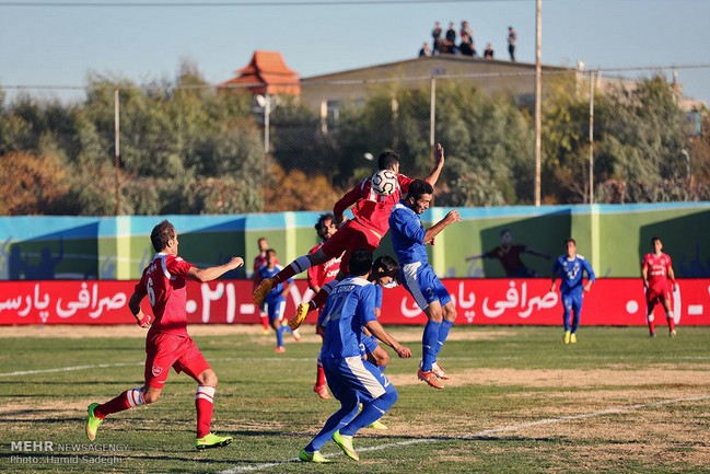 پرسپولیس به نیمه نهایی جام حذفی صعود کرد