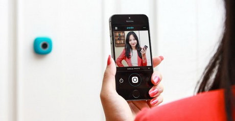 عکس سلفی با دوربین چسبنده (+عکس)