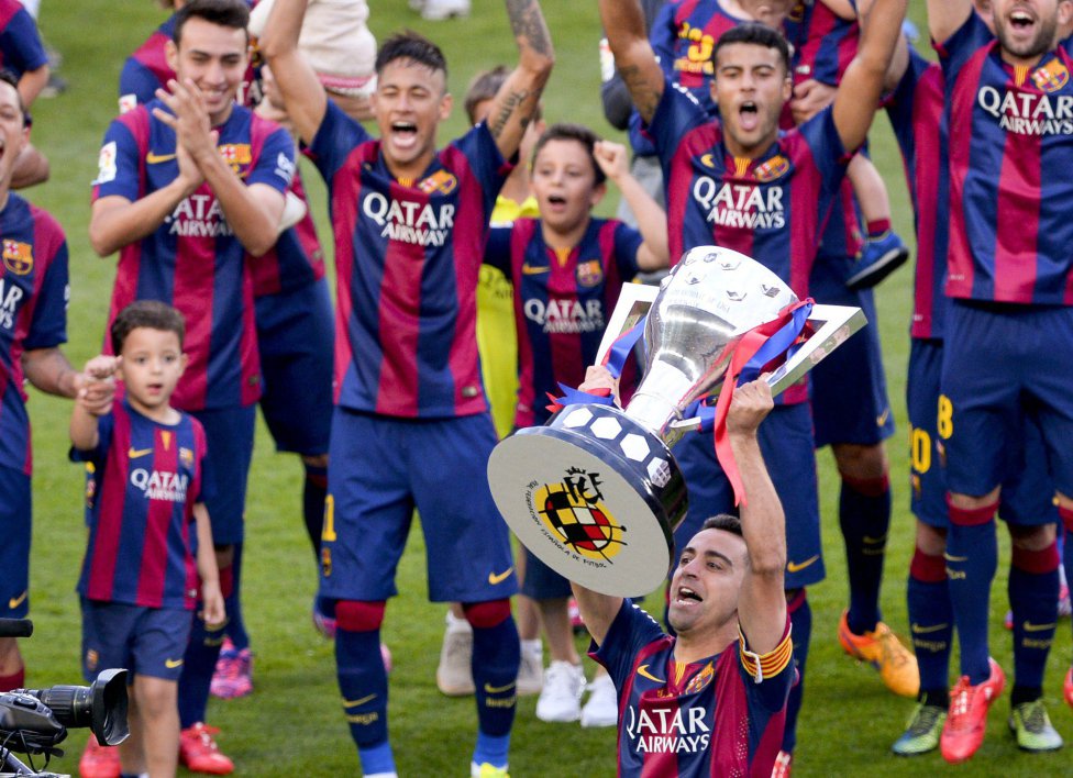 بارسلونا و اسپانیا تحت تاثیر خداحافظی کاپیتان ژاوی(+گزارش تصویری)