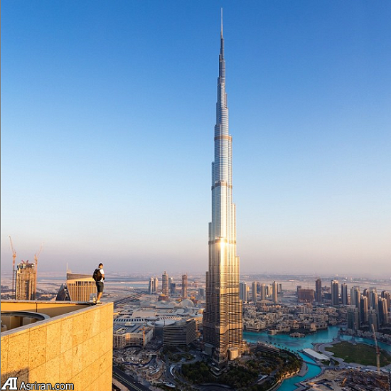 دو ستاره اینستاگرام بر فراز سازه‌های مرتفع جهان