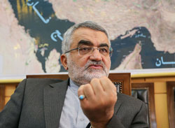 بروجردی: ایران و فرانسه در فضای جدید روابطی ارزشمند بنا کنند