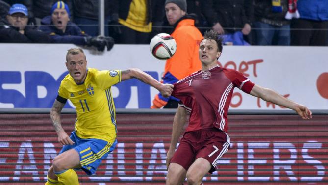 پلی آف یورو 2016 ؛ پیروزی شکننده سوئد برابر دانمارک(+عکس)
