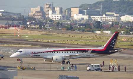 اولین هواپیمای مسافری ساخت ژاپن وارد خط شد