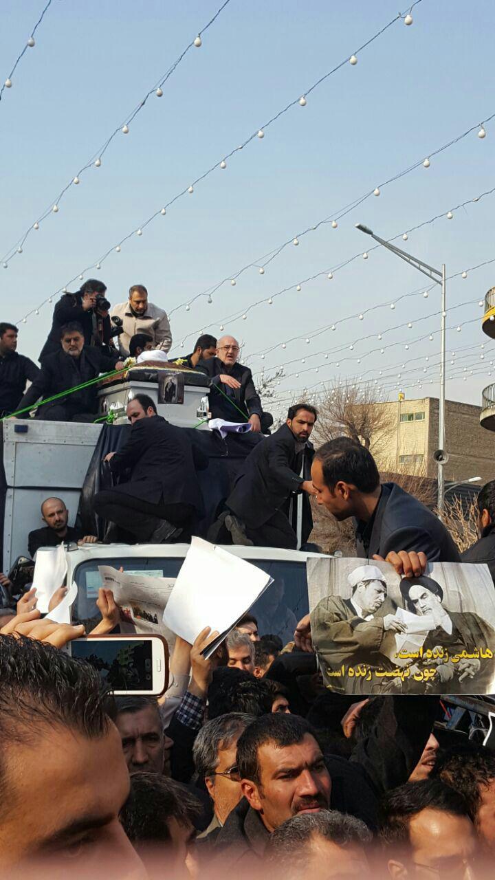 انتقال پیکر از جماران به دانشگاه تهران/ آغاز مراسم تشییع پیکر هاشمی رفسنجانی