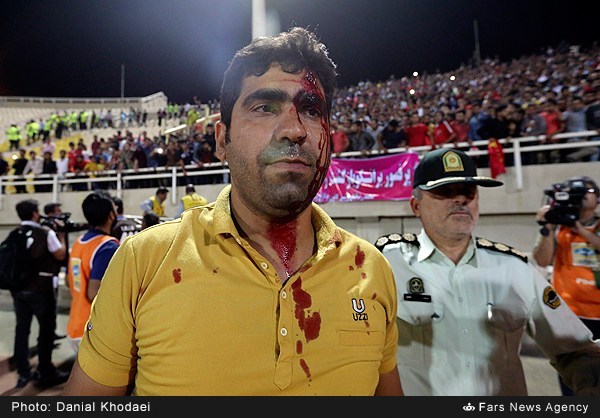 تصاویر خشونت آمیز از خونریزی در ورزشگاه غدیر«13+»