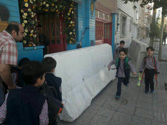 شهرداری تهران: مسوول اجرای احکام منطقه 5 را به علت پلمپ مدرسه برکنار کرد(+عکس)
