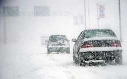 از ضعف دموکراسی در ایران تا خودروهای گرفتار در میان برف و کولاک