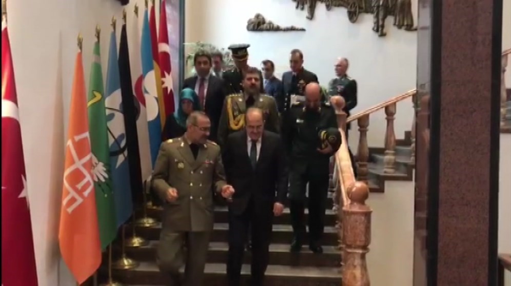 معاون وزیر دفاع با جانشین ستاد کل ترکیه در آنکارا دیدار کرد (+ عکس)