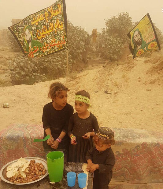 بی ریاترین خادمان حسینی (عکس)