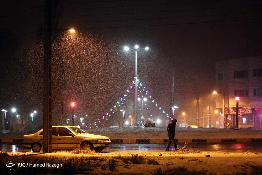 بارش برف بهاری در ابهر - زنجان (عکس)