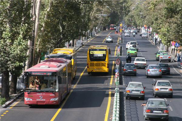 نماینده شهریار: برخی از نمایندگان به دنبال گرفتن مجوز تردد در خطوط ویژه هستند/ تافته جدا بافته نیستیم