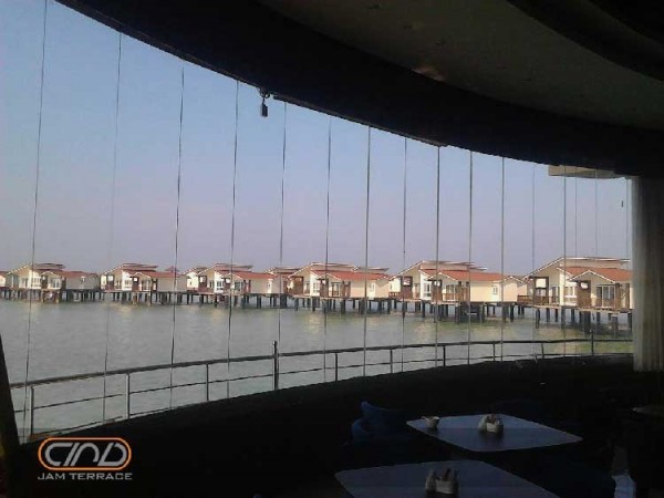 شیشه بالکن چه مزایایی دارد؟