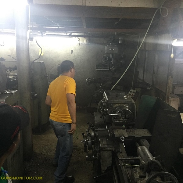 تصاویری از یک کارخانه اسلحه سازی در فیلیپین
