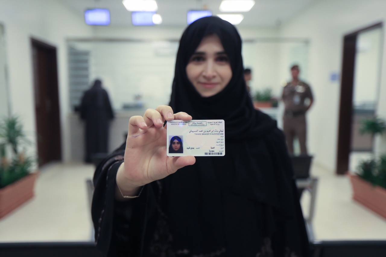 عربستان سعودی؛ صدور اولین گواهینامه رانندگی برای زنان+تصاویر
