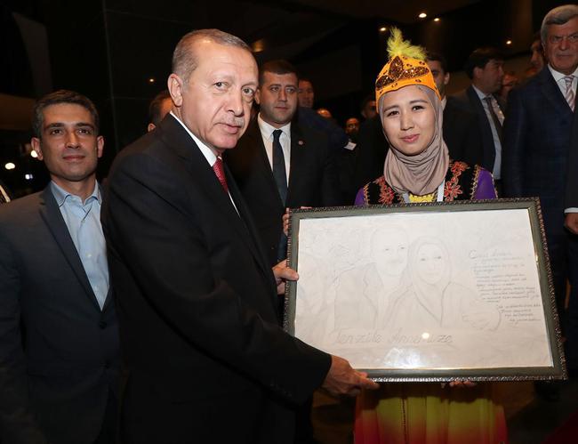 اردوغان: باید به حاکمیت دلار بر اقتصاد جهانی پایان دهیم