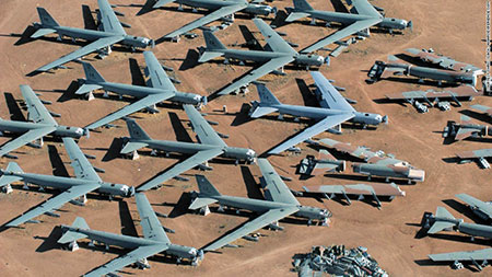 بزرگ ترین گورستان هواپیما‌ های نظامی جهان+عکس