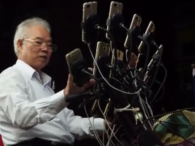 نابغه&zwnj;ترین پدر بزرگ جهان (+عکس)