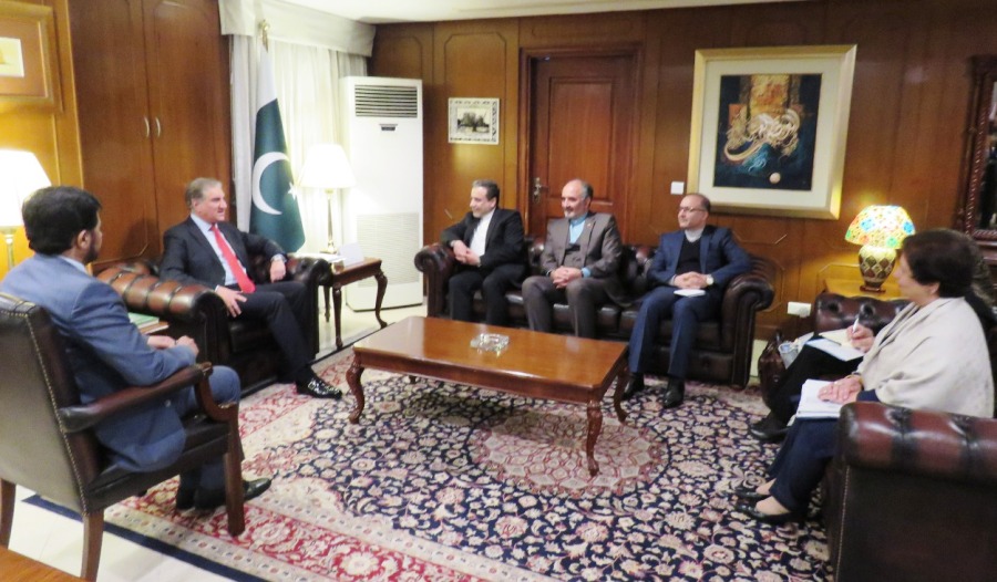 دیدار عراقچی با وزیر خارجه پاکستان