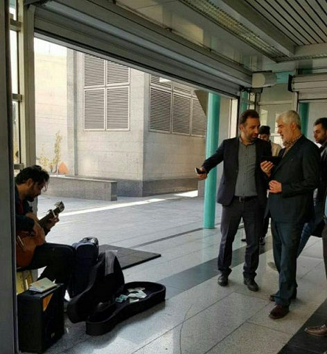 خاطره نگاری جالب و نگاه متفاوت معاون شهردار از شنیدن موسیقی در متروی پایتخت (عکس)