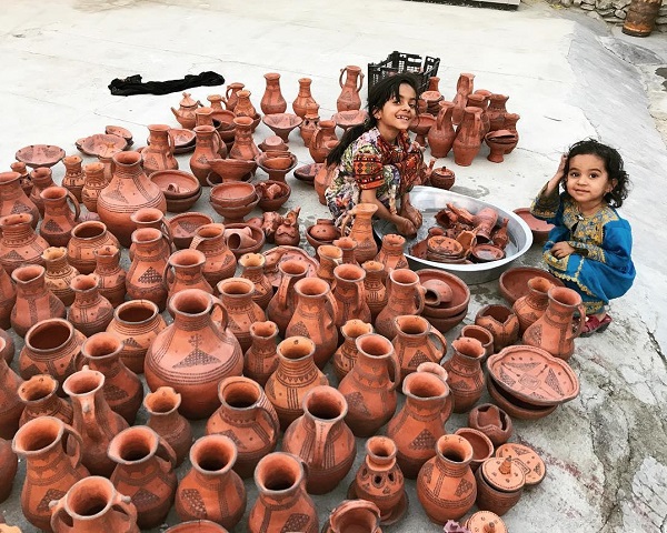 ساخت هنرستان در کلپورگان استان سیستان و بلوچستان توسط دختران روستا