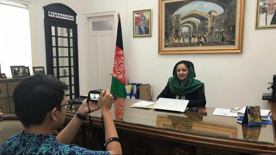 یک زن سفیر افغانستان در ایالات متحده آمریکا شد