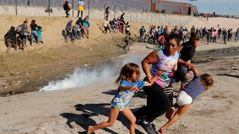 دفاع ترامپ از شلیک گاز اشک آور علیه مهاجران: خیلی امن است