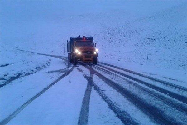 تردد انواع تریلر در محور هراز همچنان ممنوع