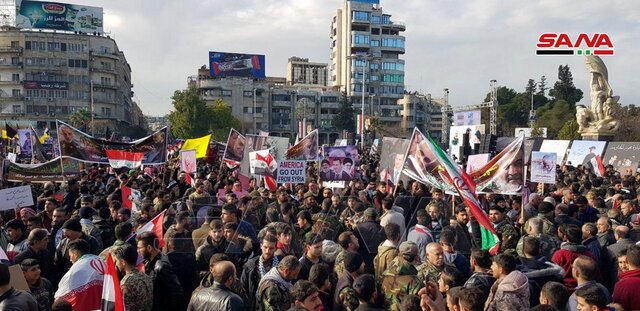 راهپیمایی مردم حلب سوریه درپی شهادت سردار سلیمانی