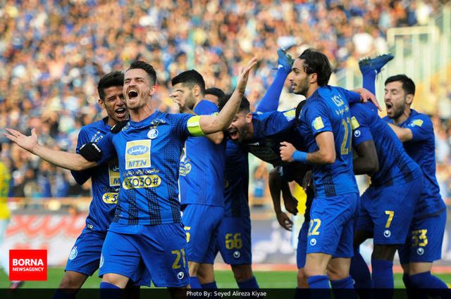 «نفتسوزی» قرمز و آبی وریا غفوری