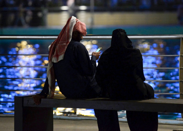 روابط جدید زن و مرد در عربستان
