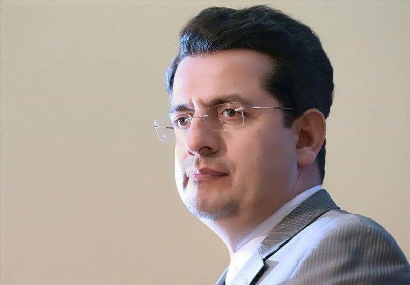پاسخ ایران به اظهارات تهدیدآمیز وزیر خارجه بحرین: مقامات بحرین حد و اندازه خود را بشناسند/ مگسی&nbsp;کجا تواند که بیفکند عقابی!