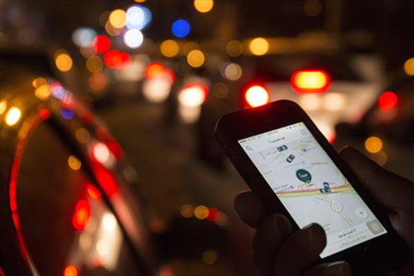 دولت چه خوابي براي تاكسي هاي اينترنتي ديده است؟