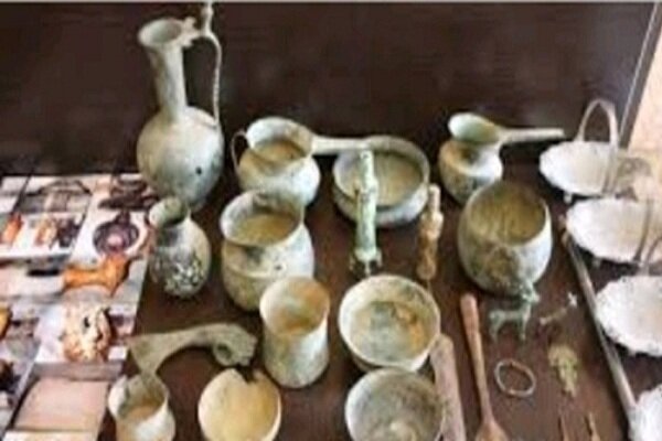 کشف 200 قطعه اشیای عتیقه مربوط به دوره ماقبل اسلام در آذربایجان شرقی