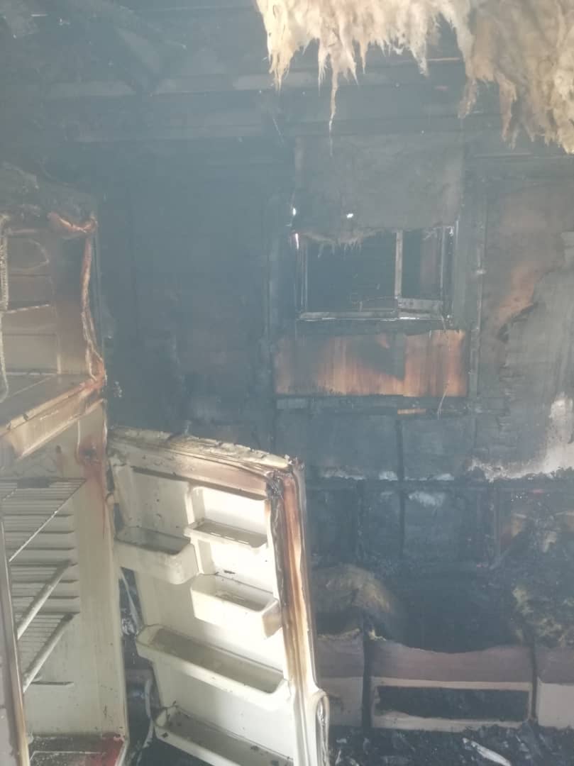 آتش سوزی در خوابگاه دخترانه اهواز (+عکس)