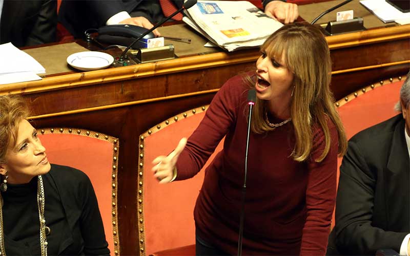 فرزند نوه موسولینی در راه پارلمان اروپا؛ آیا او از جد خود الهام می‌گیرد؟