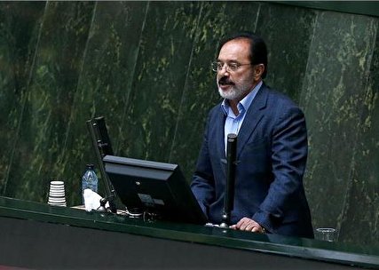 عضو کمسیون سیاست خارجی مجلس: اگر بگویم چه کسانی از ایران نفت می&zwnj;خرند، آمریکا آنها را ترور خواهد کرد/ آمریکا تا سال 2030 تجزیه می&zwnj;شود/ شینزو آبه برای تأمین منافع ژاپن به ایران می&zwnj;آید
