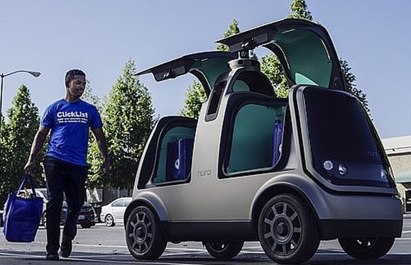 پیتزای خود را با خودروی خودران تحویل بگیرید (+عکس)