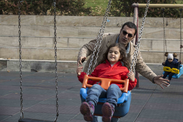 صدور مجوز نمایش برای &laquo;تیغ و ترمه&raquo; کیومرث پوراحمد