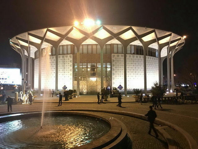 &laquo;تئاتر شهر&raquo; واگذار می&zwnj;شود؟