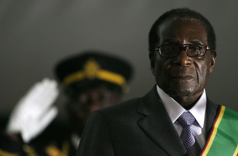 تشیع موگابه در استادیوم تقریبا خالی/  واکنش مردم زیمباوه به مرگ یک رئیس جمهور