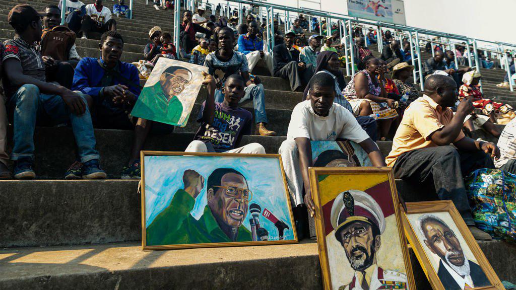 تشیع موگابه در استادیوم تقریبا خالی/  واکنش مردم زیمباوه به مرگ یک رئیس‌جمهور
