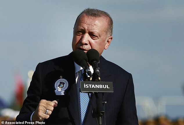 اردوغان: نمی&zwnj;خواهیم با آمریکا دربیفتیم/ گزینه پاتریوت&zwnj;ها هنوز از روی میز برداشته نشده است