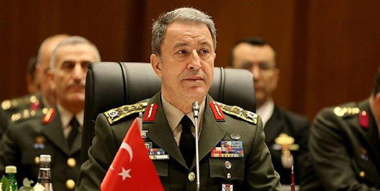 وزیر دفاع ترکیه: اگر تروریست&zwnj;ها منطقه امن را ترک نکنند، عملیات خود را آغاز می&zwnj;کنیم